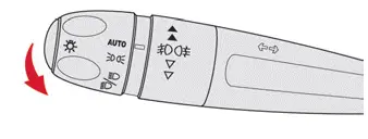 Citroen C4. Exterior lighting control stalk